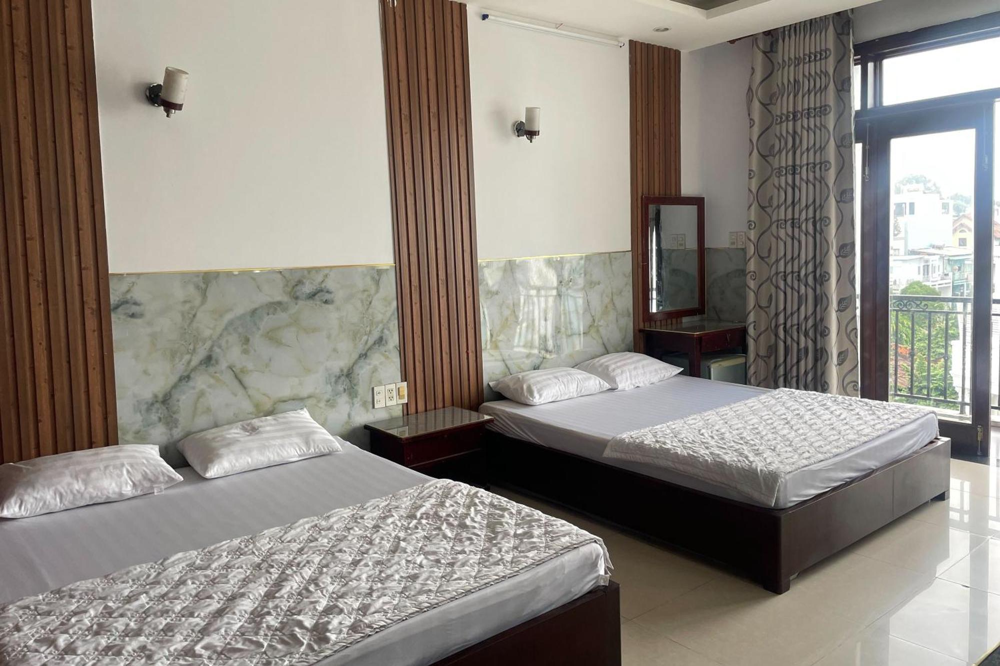Hoa Sen Hotel